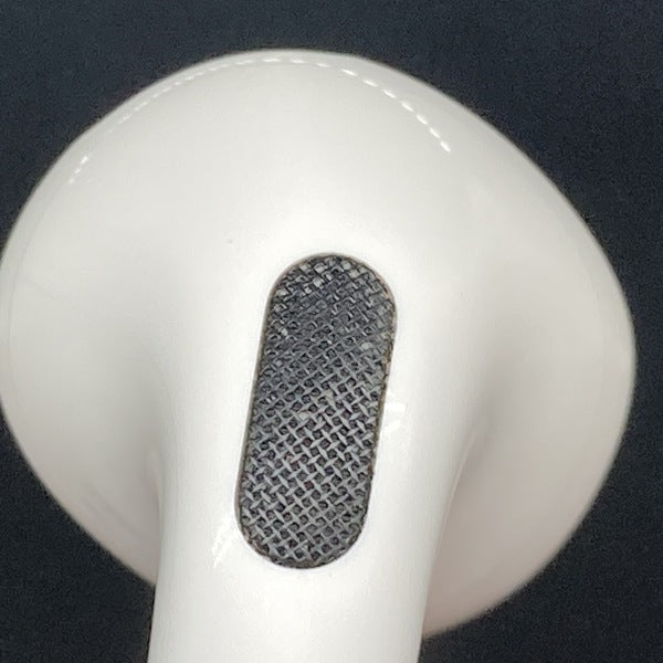 【中古】AirPods 4 MXP63J/A【秋葉原】