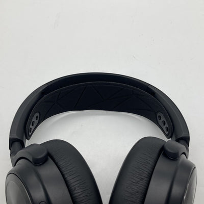 【中古】Arctis Nova Pro 【61527J】【秋葉原】