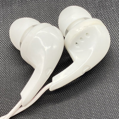 【中古】カナルイヤホン ホワイト【秋葉原】