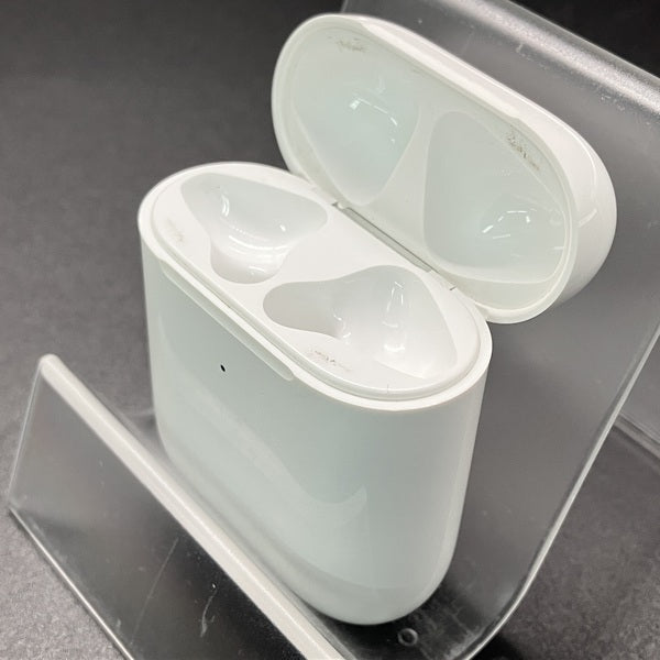 【中古】Wireless Charging Case for AirPods MR8U2J/A【秋葉原】