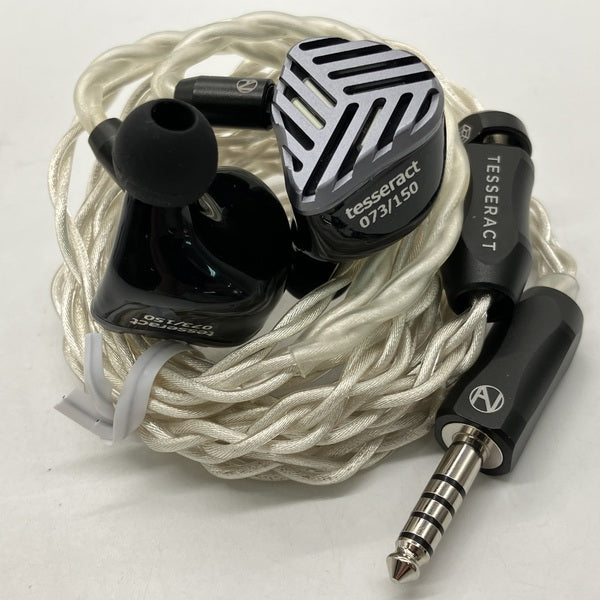 【中古】Tesseract(Universal Fit)【秋葉原】