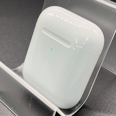 【中古】Wireless Charging Case for AirPods MR8U2J/A【秋葉原】