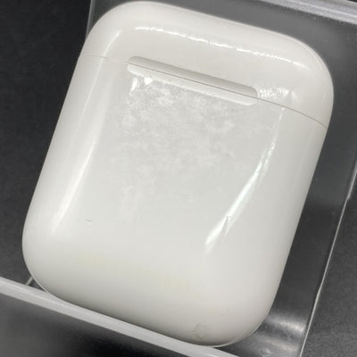 【中古】AirPods with Charging Case MV7N2J/A【日本橋】