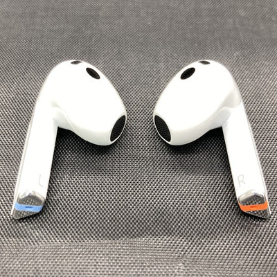 【中古】Galaxy Buds3 ホワイト 【SM-R530NZWAXJP】【秋葉原】