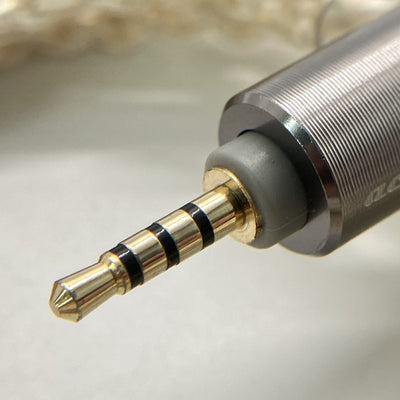 【中古】ARC32 シルバーコートハイブリッドケーブル MMCX-2.5mm4極 【ARC32-MMCX-2.5】【秋葉原】
