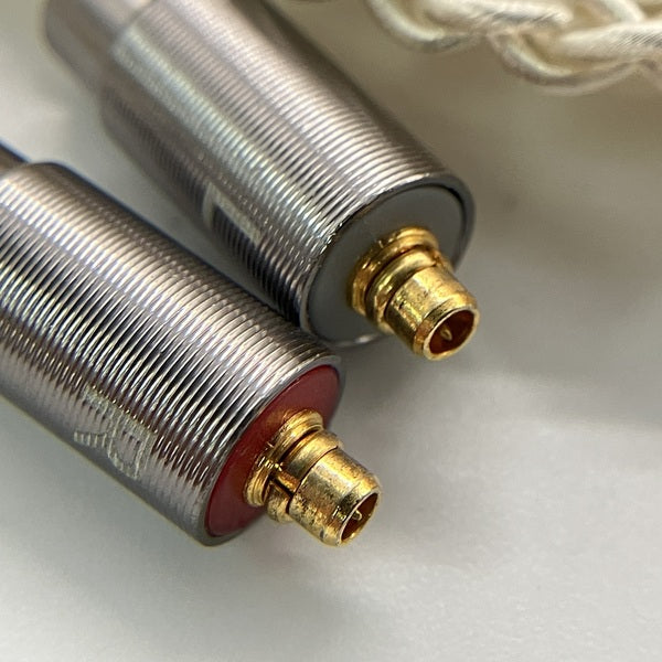 【中古】ARC32 シルバーコートハイブリッドケーブル MMCX-2.5mm4極 【ARC32-MMCX-2.5】【秋葉原】
