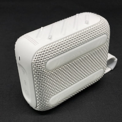 【中古】GO 4 ホワイト【JBLGO4WHT】【秋葉原】