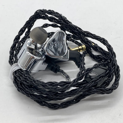 【中古】Neon 4【秋葉原】