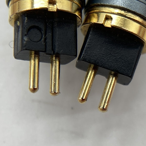 【中古】Ares S (2pin to 3.5mm)【日本橋】