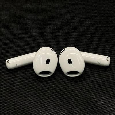 【中古】AirPods 4 MXP93J/A（アクティブノイズキャンセリング搭載）【秋葉原】