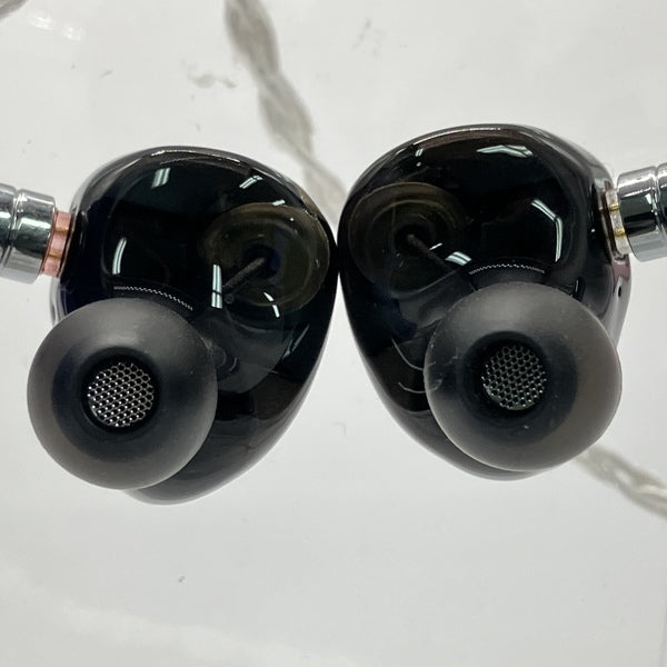 【中古】Relentless【日本橋】