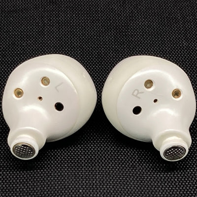 【中古】Galaxy Buds ホワイト 【SM-R170NZWAXJP】【秋葉原】