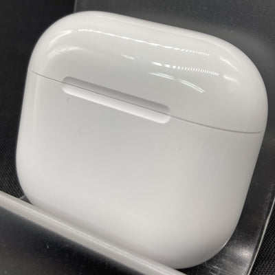 【中古】AirPods 4 MXP93J/A（アクティブノイズキャンセリング搭載）【日本橋】