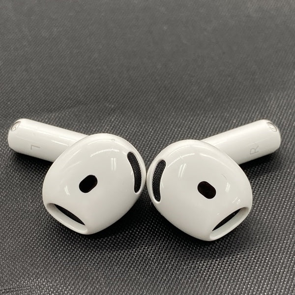 【中古】AirPods 4 MXP93J/A（アクティブノイズキャンセリング搭載）【秋葉原】