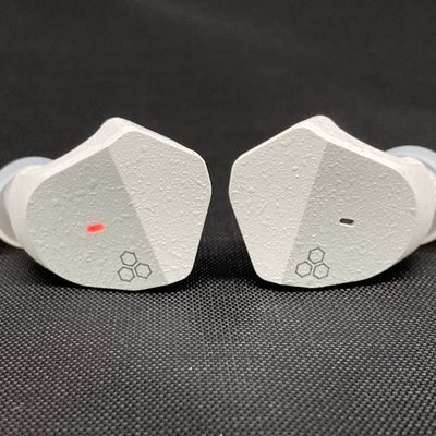 【中古】ZE3000 ホワイト 【FI-ZE3DPLTW-WHITE】【秋葉原】