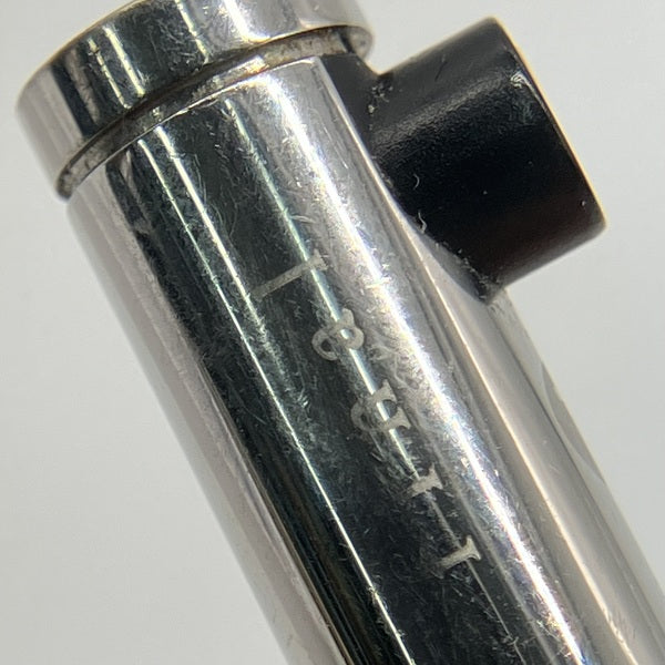 【中古】E5000(ケーブル欠品)【秋葉原】