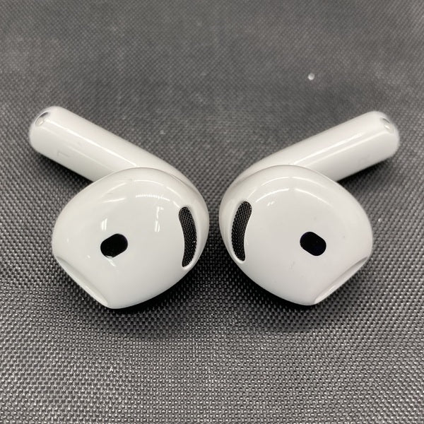 【中古】AirPods 4 MXP63J/A【日本橋】