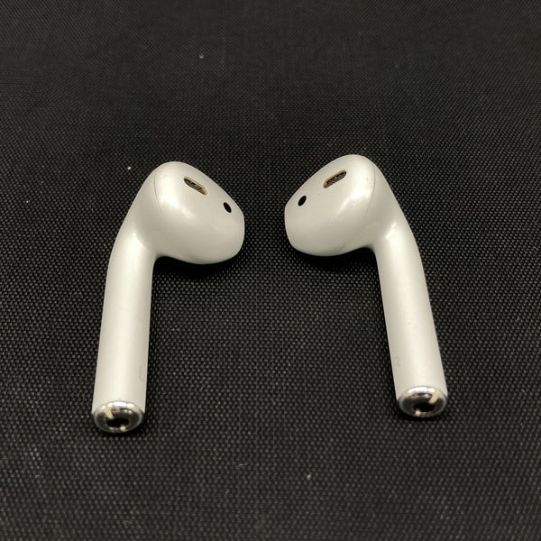 【中古】AirPods with Charging Case MV7N2J/A【名古屋】