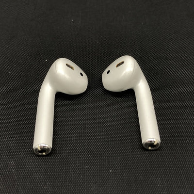 【中古】AirPods with Charging Case MV7N2J/A【名古屋】