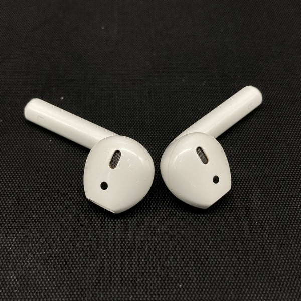 【中古】AirPods with Charging Case MV7N2J/A【名古屋】