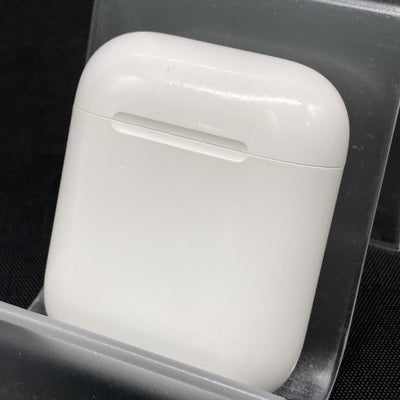 【中古】AirPods with Charging Case MV7N2J/A【名古屋】