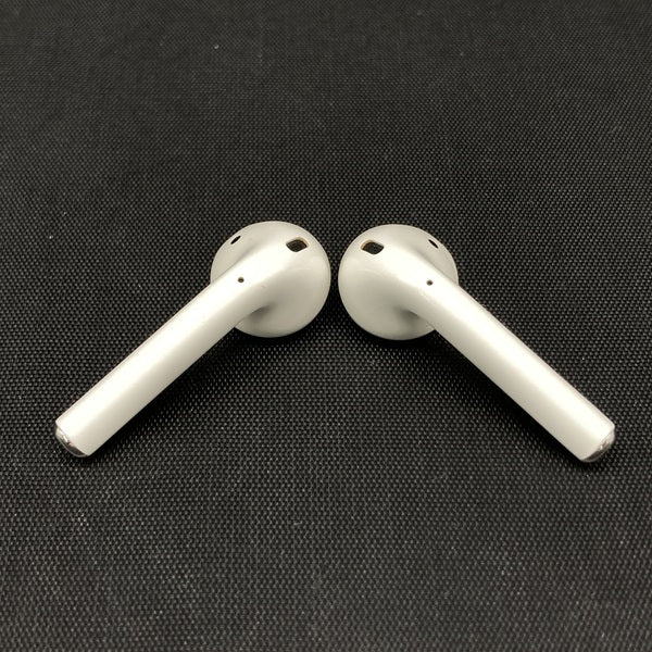 【中古】AirPods with Charging Case MV7N2J/A【名古屋】
