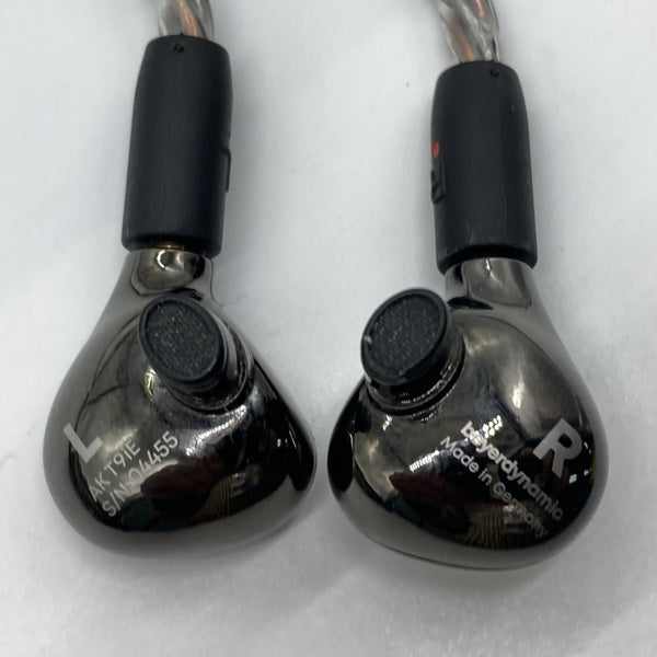 Astell&Kern AK T9iE インイヤーイヤフォン beyerdynamicとの 最新コラボとなるインイヤーモニター『AK T9iE