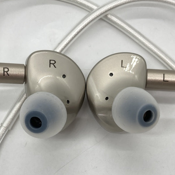 【中古】Que【日本橋】