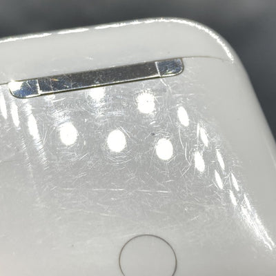 【中古】AirPods with Charging Case MV7N2J/A【日本橋】