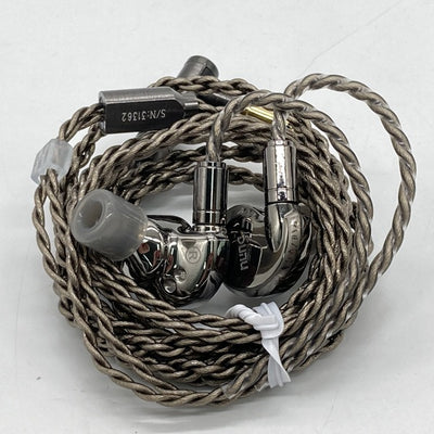 【中古】HAYABUSA ULTRA チタニウムグレイ【日本橋】