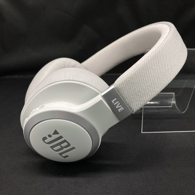【中古】LIVE770NC ホワイト【JBLLIVE770NCWHT】【秋葉原】