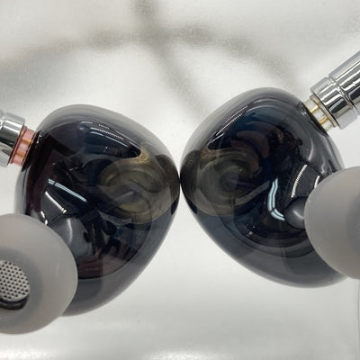 【中古】Relentless【日本橋】