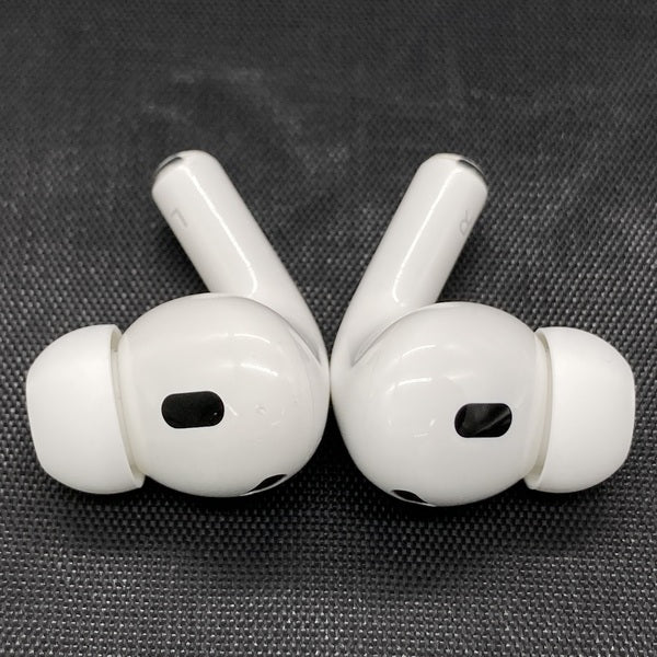 【中古】MagSafe充電ケース(USB-C)付きAirPods Pro(第2世代) MTJV3JA【秋葉原】