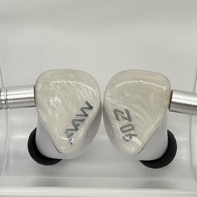 【中古】Z06 Blanc Edition(Universal Fit)【秋葉原】