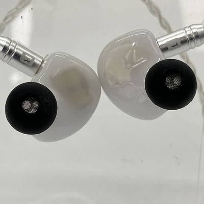 【中古】Z06 Blanc Edition(Universal Fit)【秋葉原】