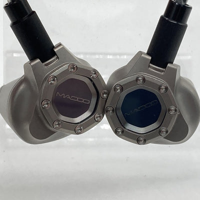 【中古】Typ821 【MDO-T821-TI】【秋葉原】