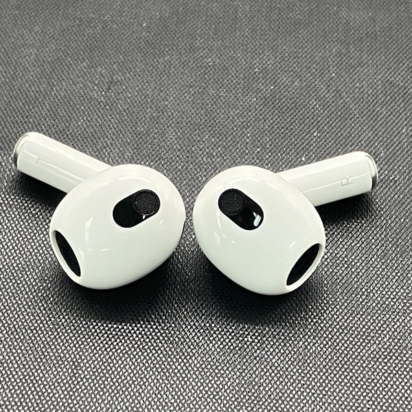 【中古】Airpods MME73J/A 3rd Generation【秋葉原】