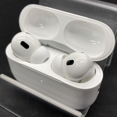 【中古】MagSafe充電ケース(USB-C)付きAirPods Pro(第2世代) MTJV3JA【日本橋】