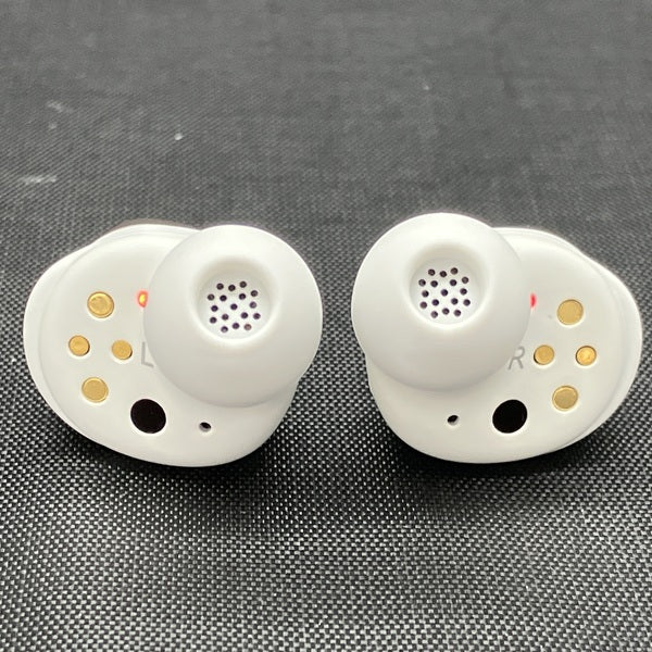 【中古】MOMENTUM True Wireless 4 ホワイトシルバー 【MTW4 White Silver】【秋葉原】