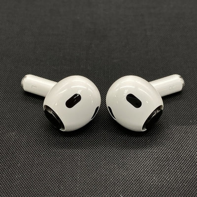 【中古】MagSafe充電ケース(USB-C)付きAirPods Pro(第2世代) MTJV3JA【名古屋】