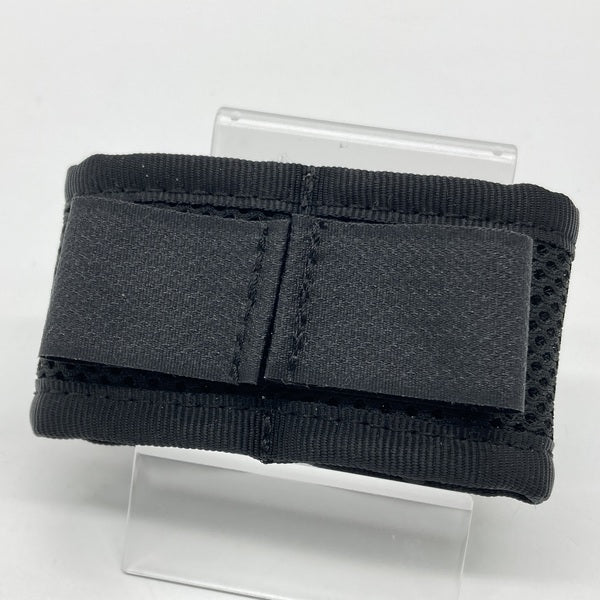 【中古】差し込むだけのハウジング保護用ふわふわツインチューブケース ブラック＜イヤホンが絡まないケーブル固定用ストッパー付き＞【VD608-BK】【秋葉原】