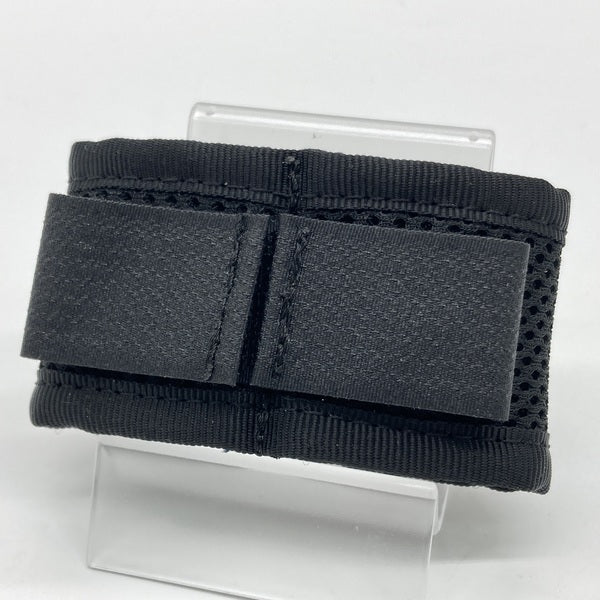 【中古】差し込むだけのハウジング保護用ふわふわツインチューブケース ブラック＜イヤホンが絡まないケーブル固定用ストッパー付き＞【VD608-BK】【秋葉原】
