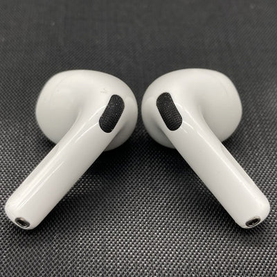 【中古】AirPods 4 MXP93J/A（アクティブノイズキャンセリング搭載）【名古屋】