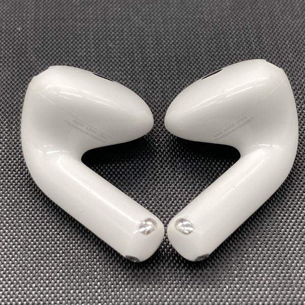 【中古】AirPods 4 MXP93J/A（アクティブノイズキャンセリング搭載）【名古屋】