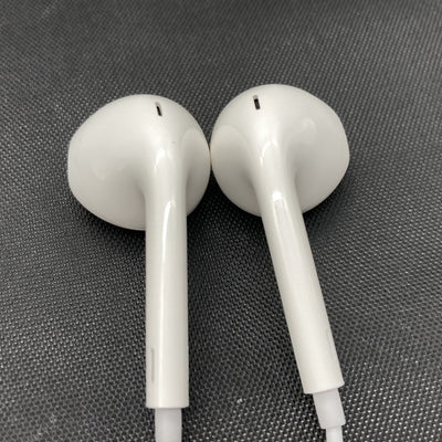 【中古】EarPods（USB-C） インナーイヤー型イヤホン  MTJY3FE/A【仙台】