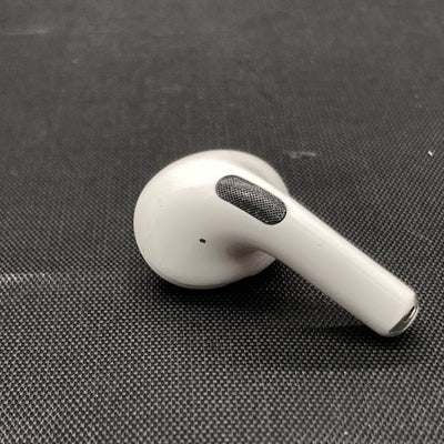 【中古】AirPods Pro （R側）【秋葉原】