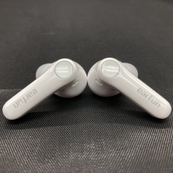 【中古】EarFun Air Pro 4 White【秋葉原】