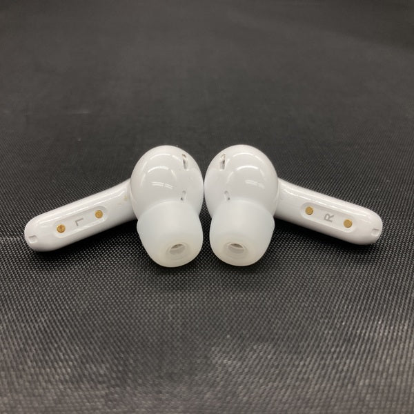 【中古】EarFun Air Pro 4 White【秋葉原】