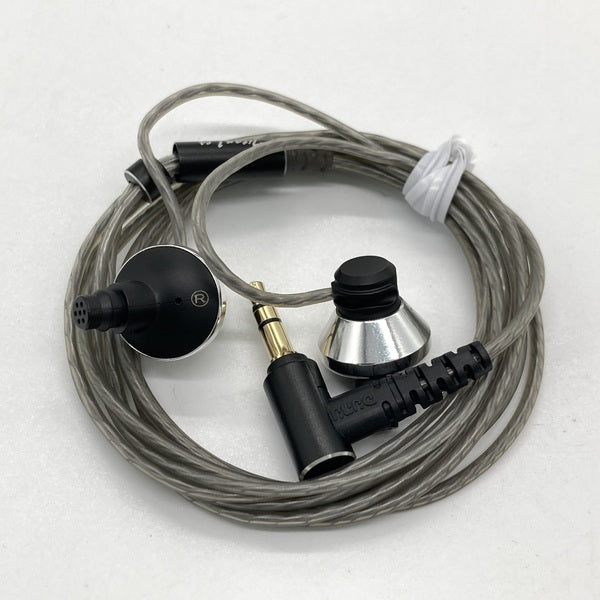 【中古】TITAN 1es シルバー【秋葉原】