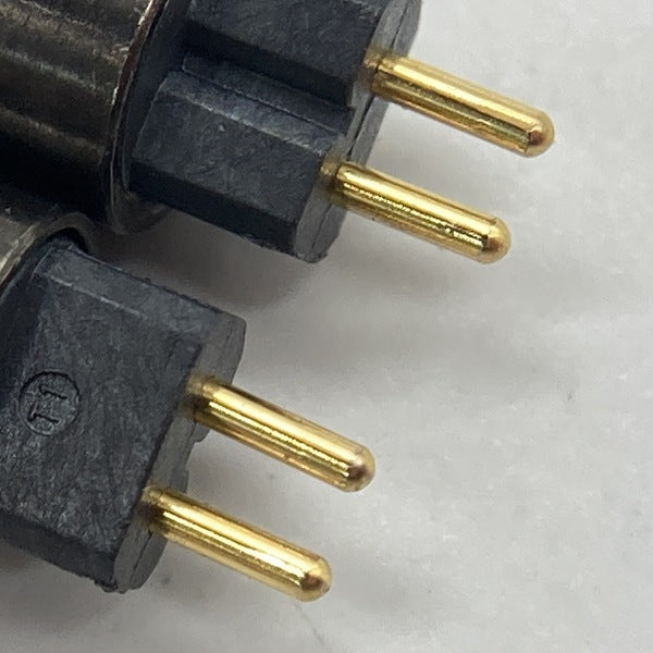 【中古】Axinite（アキシナイト） CIEM2Pin-4.4mm (イヤーループ仕様) 120cm【秋葉原】